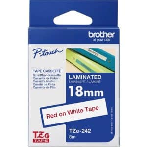 BROTHER CINTA LAMINADA TZE242 18MM TEXTO ROJO SOBRE FONDO BLANCO. ANCHO: 18 MM. LONGITUD: 8 M